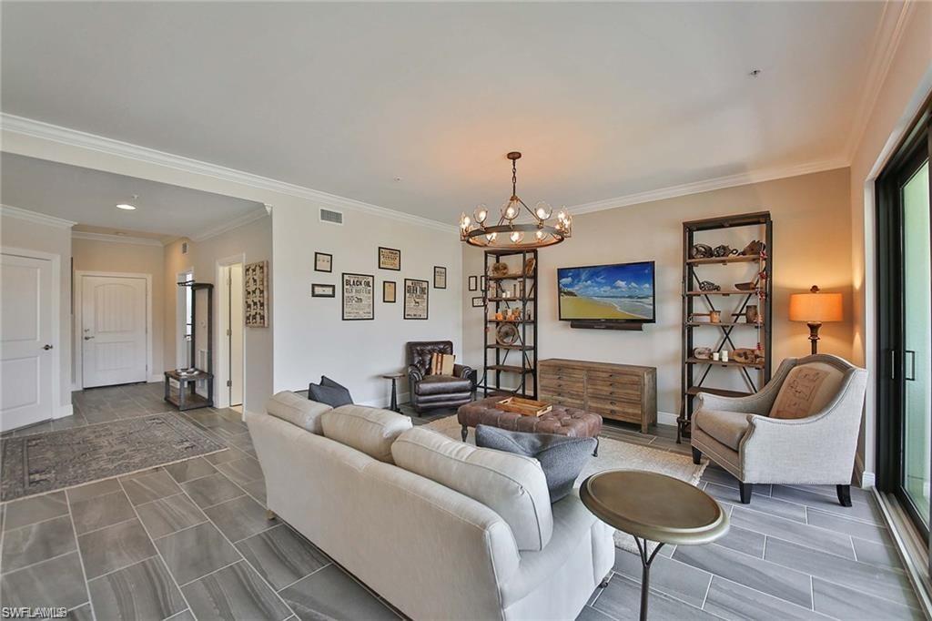 COACH HOMES AT LIVINGSTON LAKES - Residential Lease