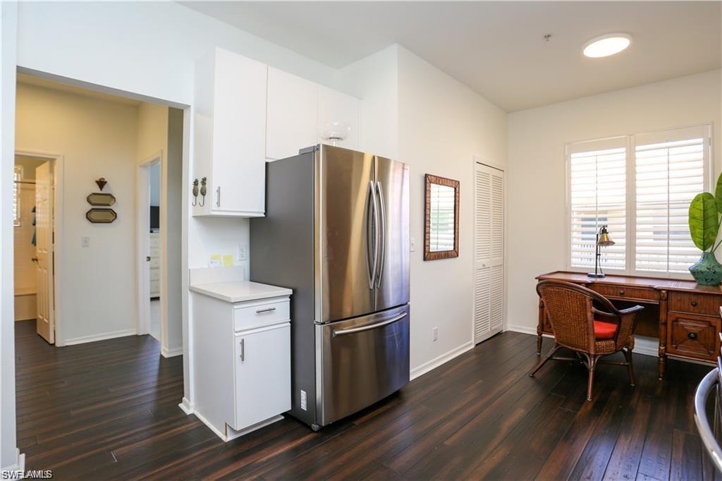 COMPASS POINT SOUTH - Residential Lease