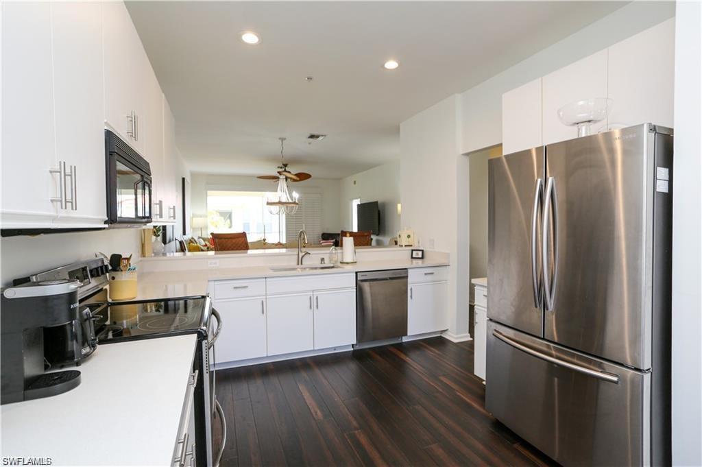 COMPASS POINT SOUTH - Residential Lease