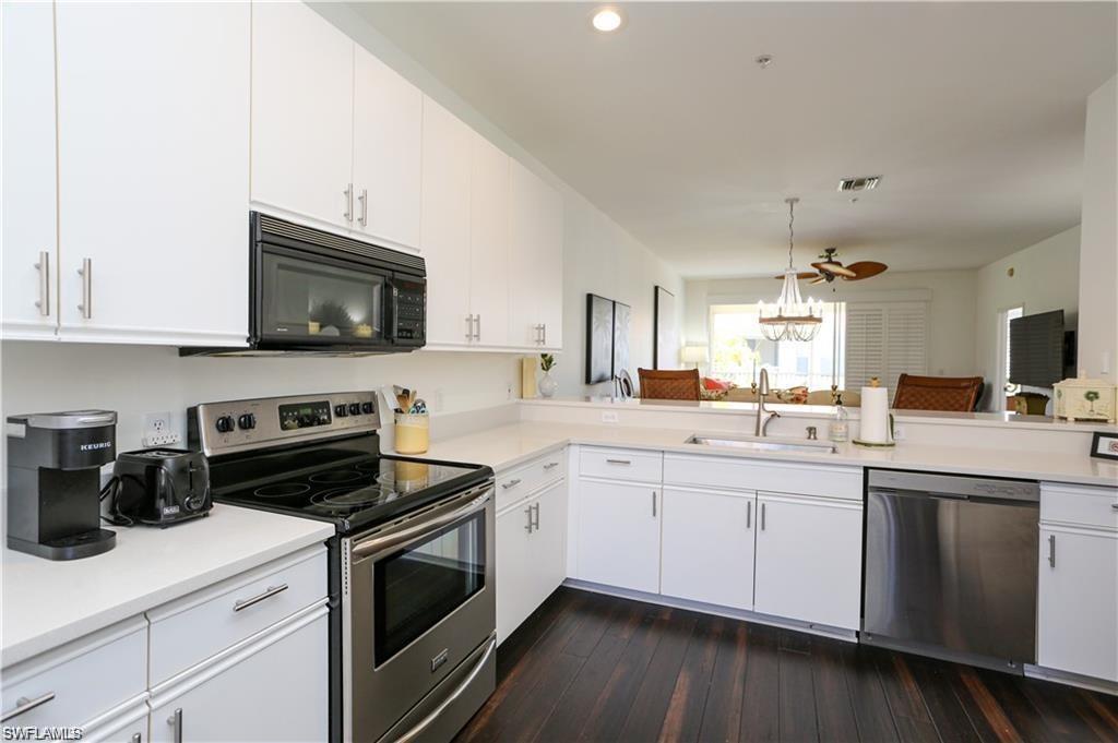 COMPASS POINT SOUTH - Residential Lease