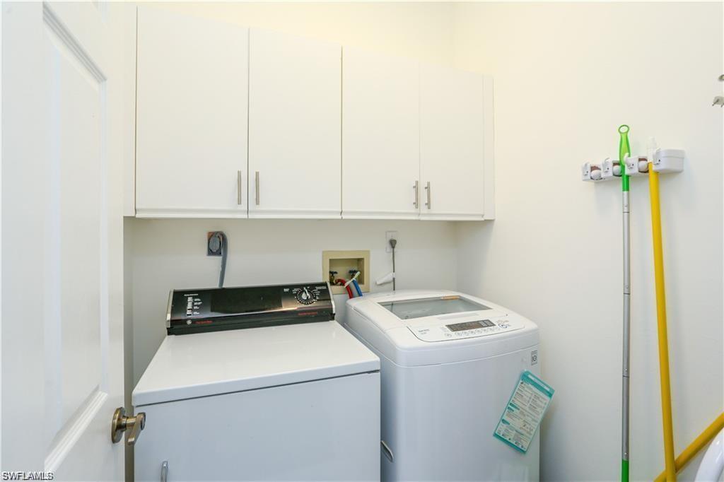 COMPASS POINT SOUTH - Residential Lease