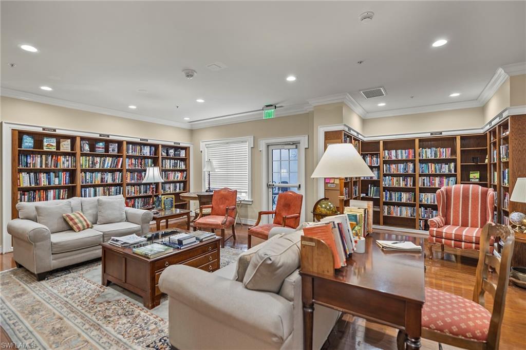 GLENVIEW - Residential