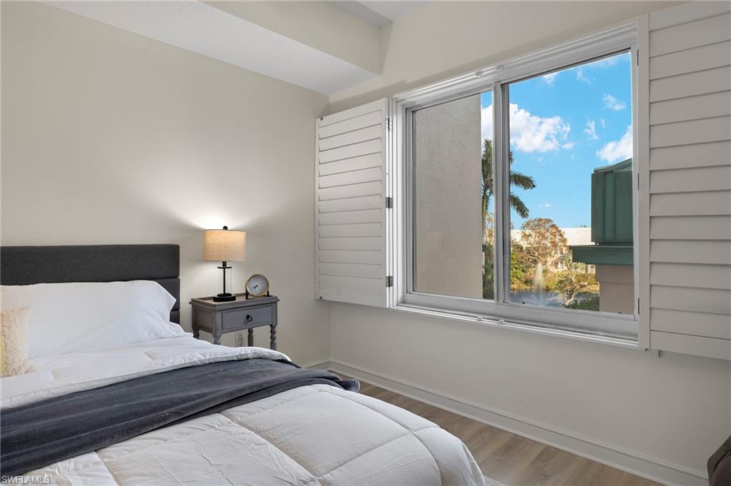 GLENVIEW - Residential