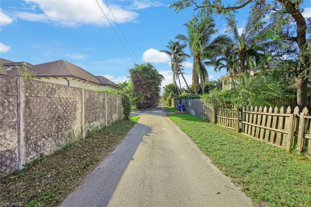 OLDE NAPLES - Residential