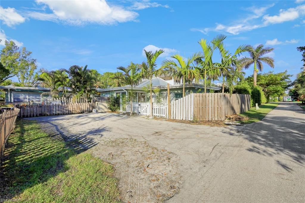 OLDE NAPLES - Residential