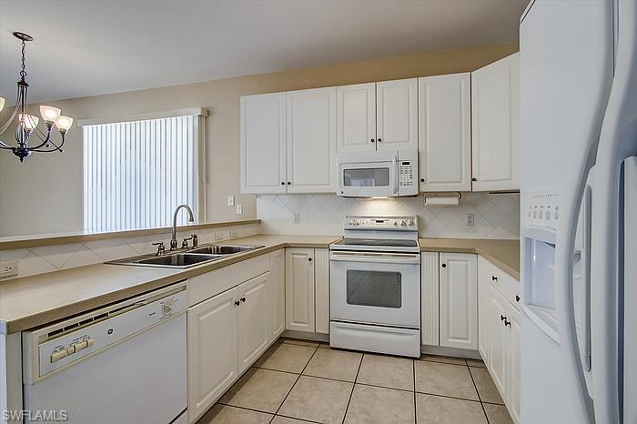 REFLECTION LAKES - Residential