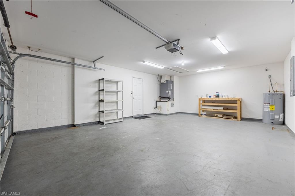 HAWK'S PRESERVE - Residential