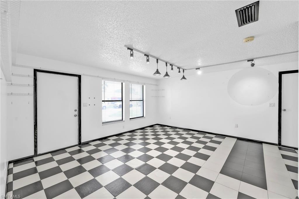 SHENANDOAH ESTATES - Residential