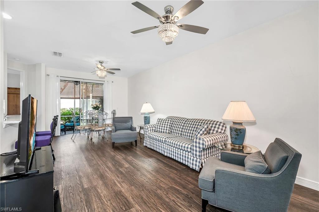 1360 Sweetwater CV 102