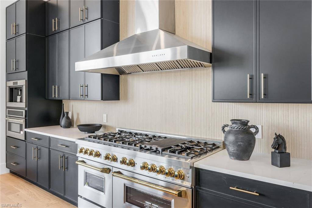 MARCO ISLAND - Residential