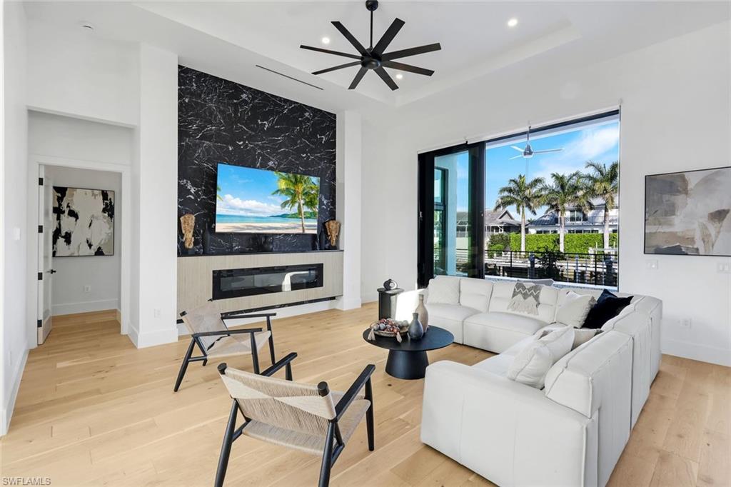 MARCO ISLAND - Residential