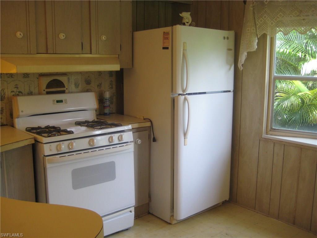 COCONUT GROVE UNREC - Residential