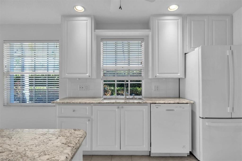 VILLAGE WALK - Residential Lease