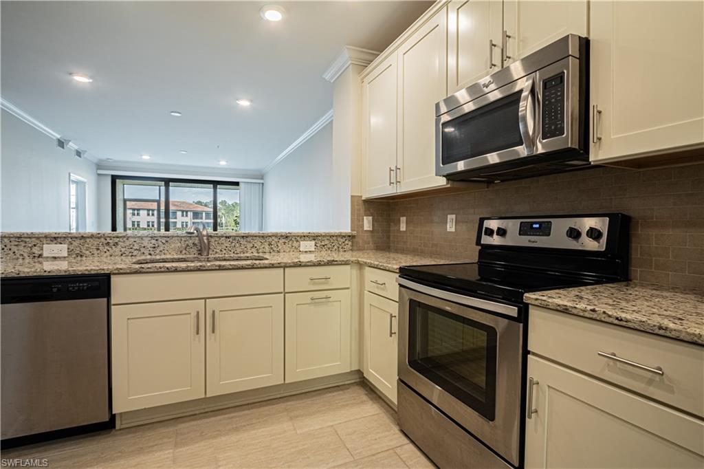 GARDEN HOMES AT LIVINGSTON LAKES - Residential