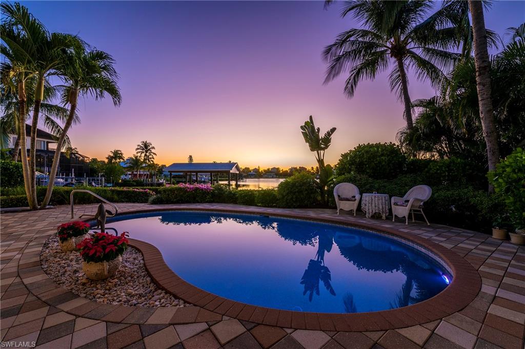 CAROLANDS - Residential