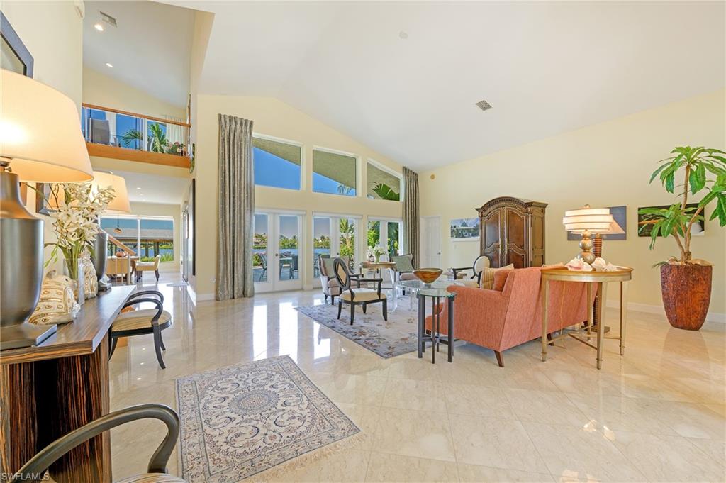 CAROLANDS - Residential