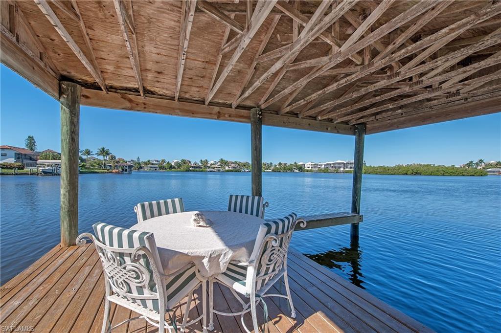 CAROLANDS - Residential