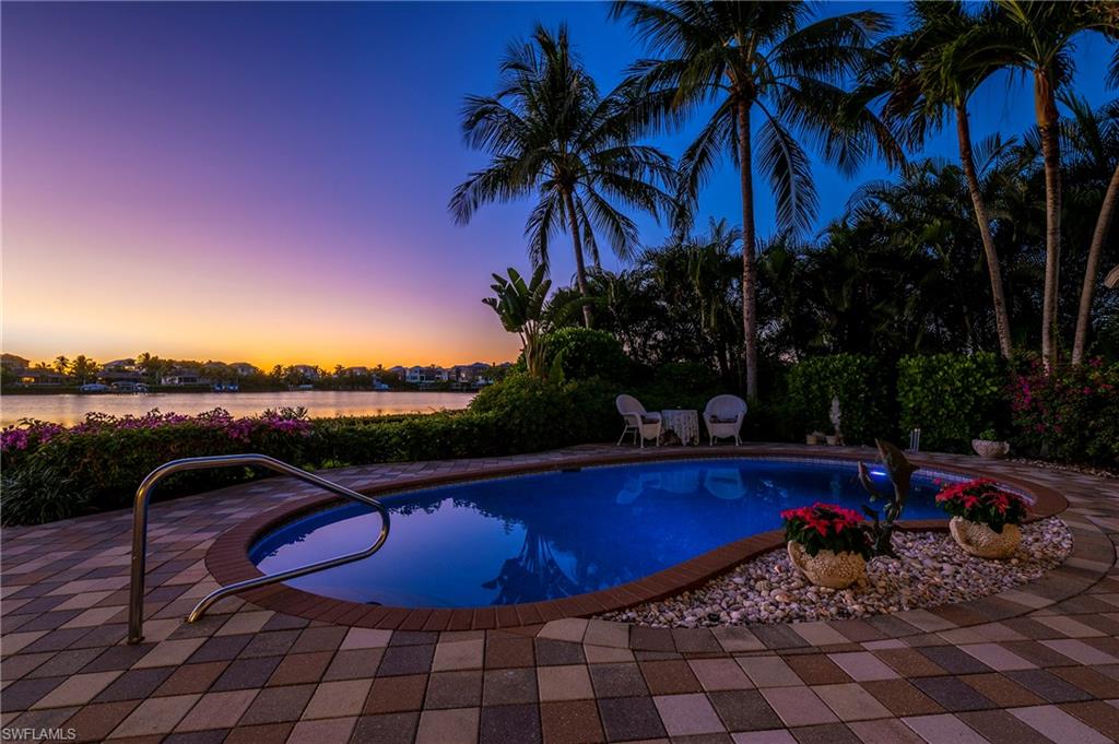 CAROLANDS - Residential