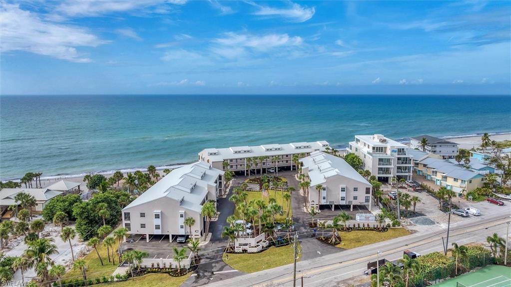 PELICAN LANDING CONDO - Residential