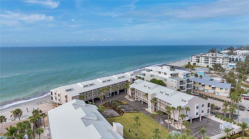 PELICAN LANDING CONDO - Residential