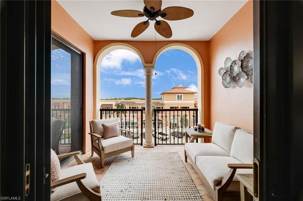 THE RESIDENCES AT COCONUT POINT - Residential Lease