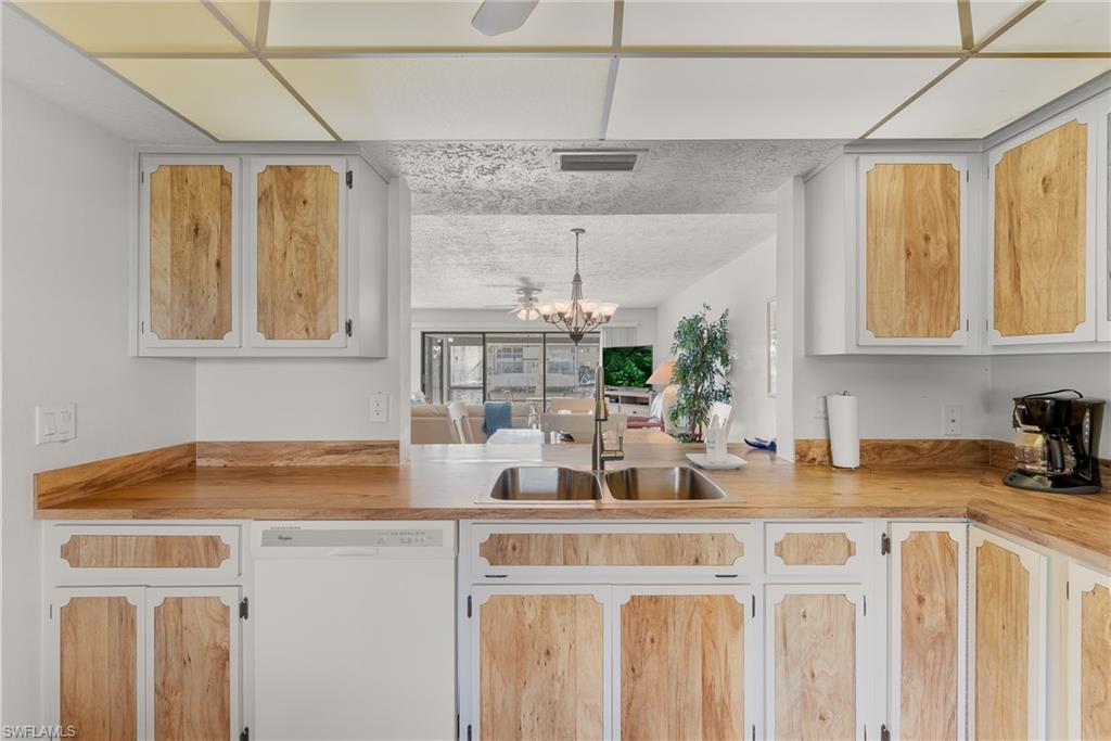 HARBOUR VISTA CONDO - Residential