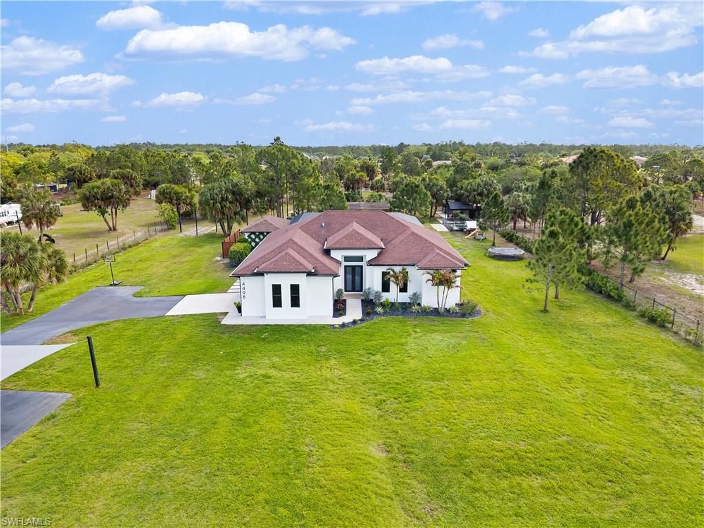 GOLDEN GATE ESTATES - Residential