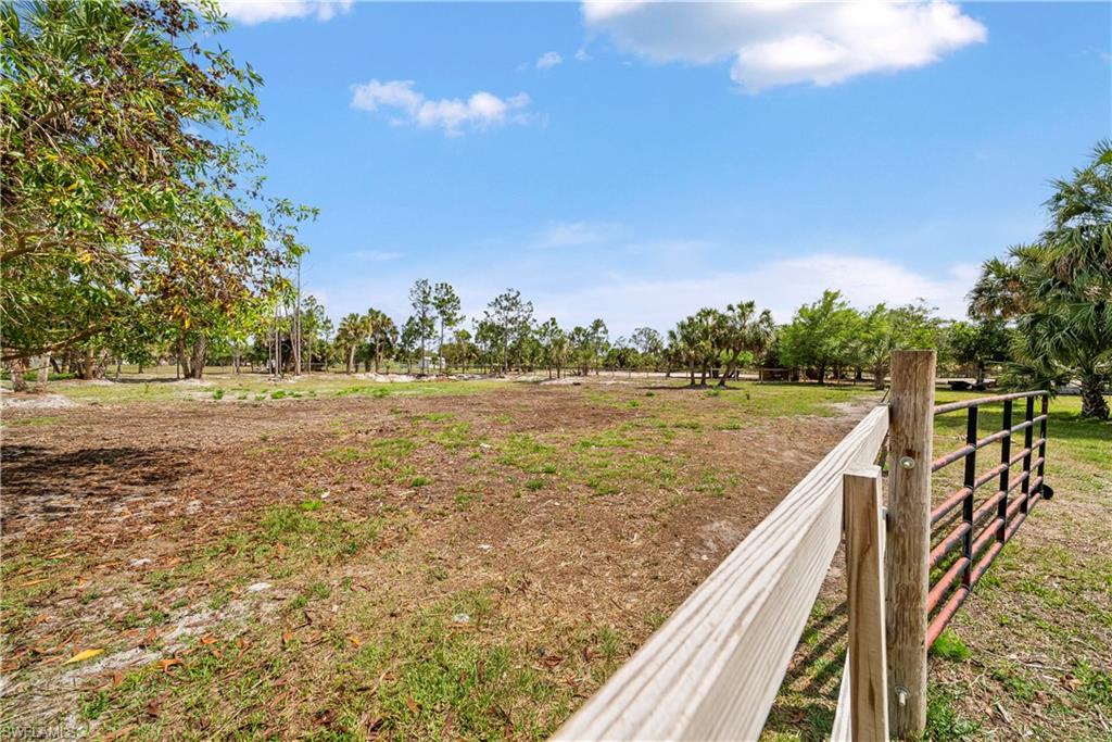 GOLDEN GATE ESTATES - Residential