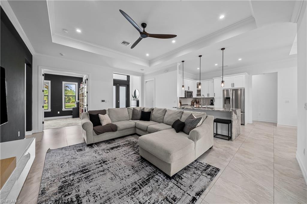 GOLDEN GATE ESTATES - Residential