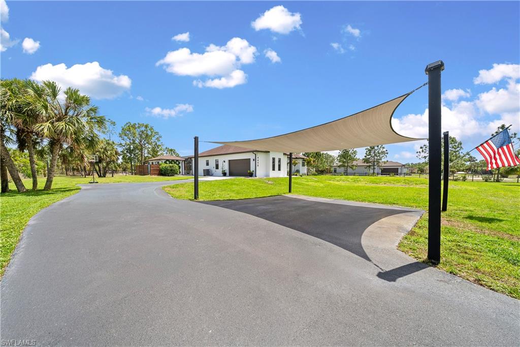 GOLDEN GATE ESTATES - Residential