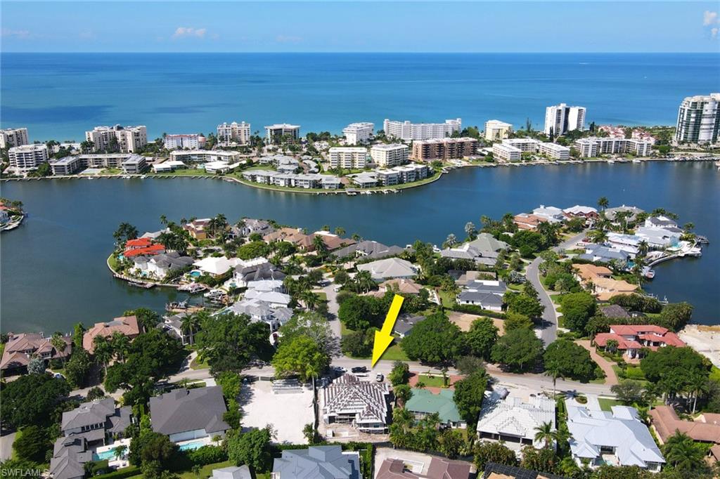 MOORINGS - Residential