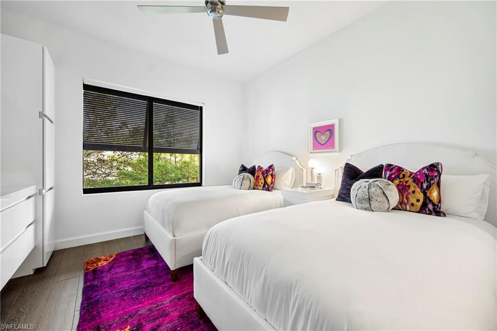 ELEVEN ELEVEN CENTRAL - Residential