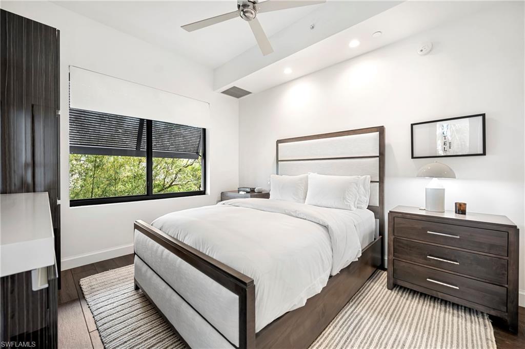 ELEVEN ELEVEN CENTRAL - Residential