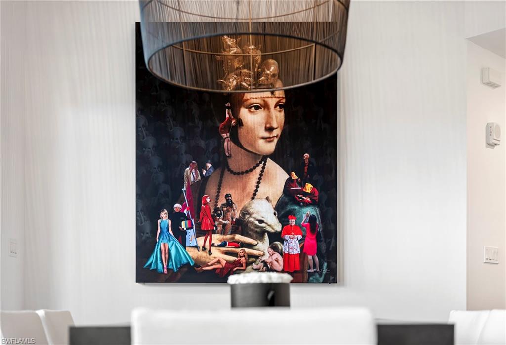 ELEVEN ELEVEN CENTRAL - Residential