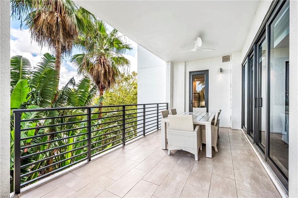 ELEVEN ELEVEN CENTRAL - Residential