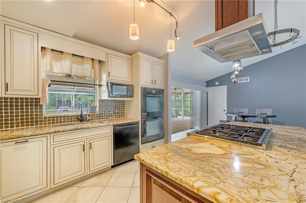 LOGAN WOODS - Residential