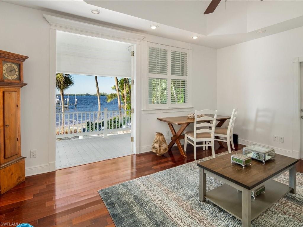 CORAL PARK - Residential