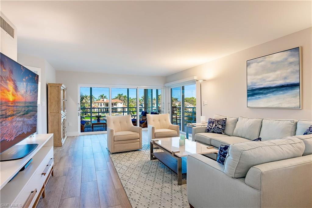 255 Park Shore DR 3-332