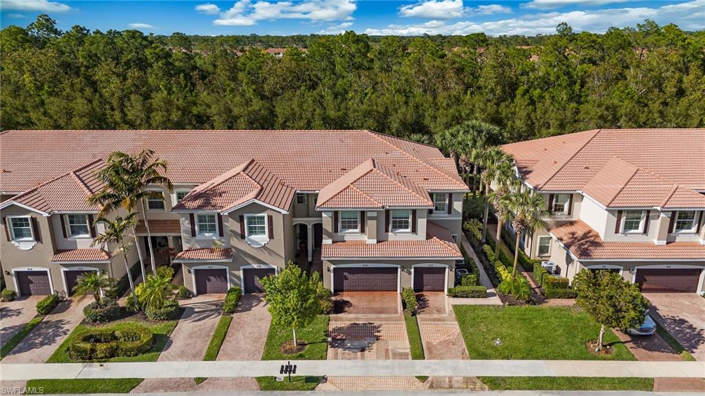 MARBELLA LAKES - Residential