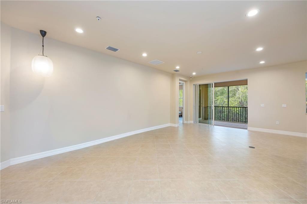 MARBELLA LAKES - Residential