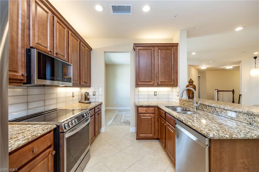 MARBELLA LAKES - Residential