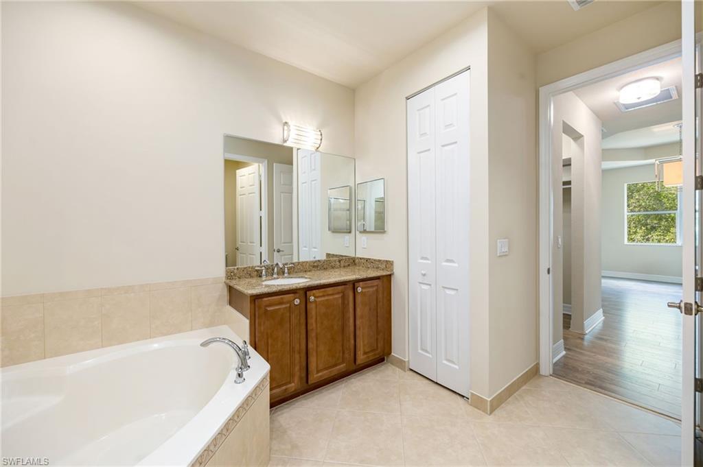 MARBELLA LAKES - Residential