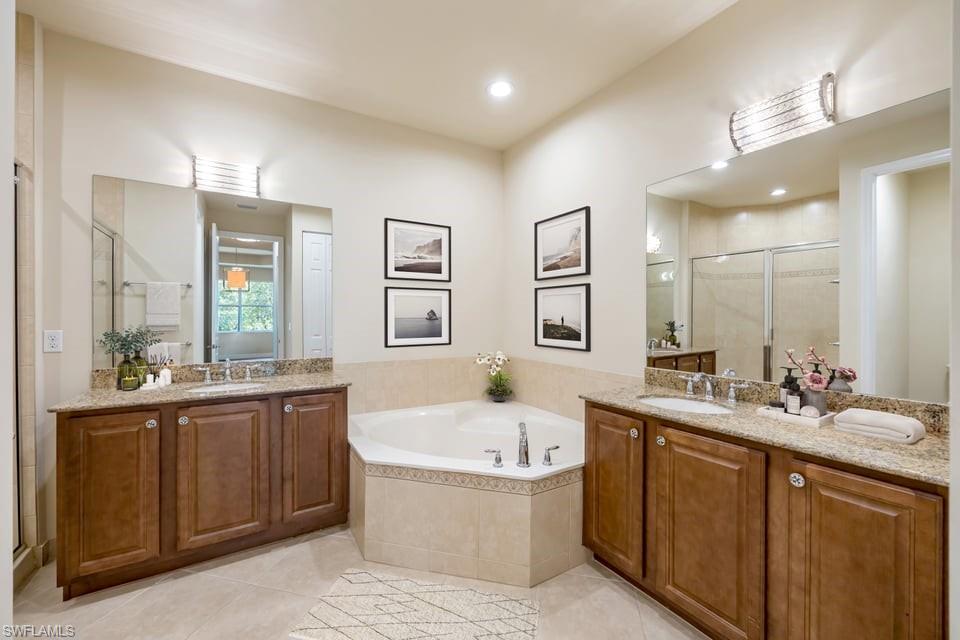 MARBELLA LAKES - Residential