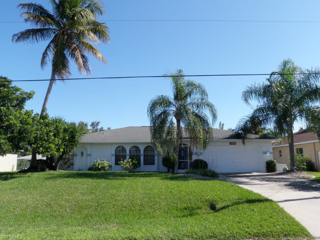 CAPE CORAL - Residential