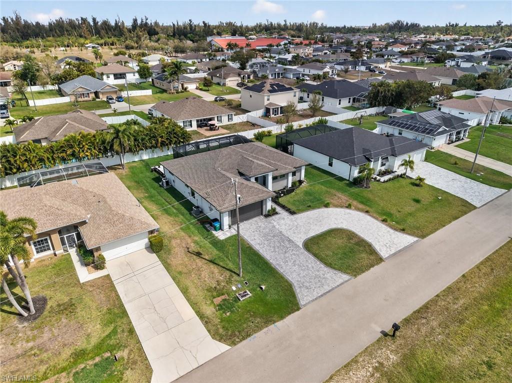 CAPE CORAL - Residential