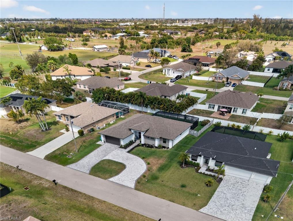 CAPE CORAL - Residential