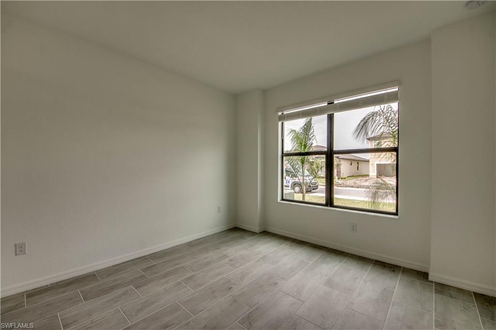 PORTICO - Residential