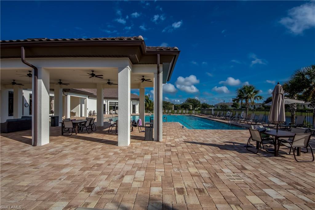 PORTICO - Residential