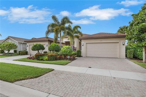 28428 Abruzzo DR BONITA SPRINGS FL 34135