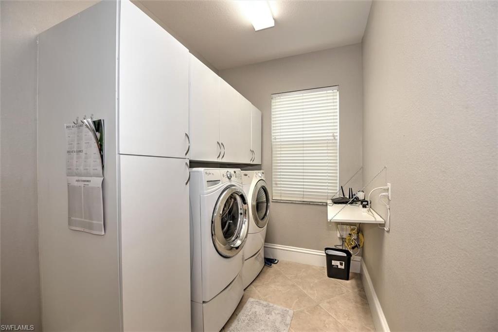 HERITAGE PALMS ESTATES - Residential